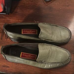 Cole Haan loafers EUC size 7